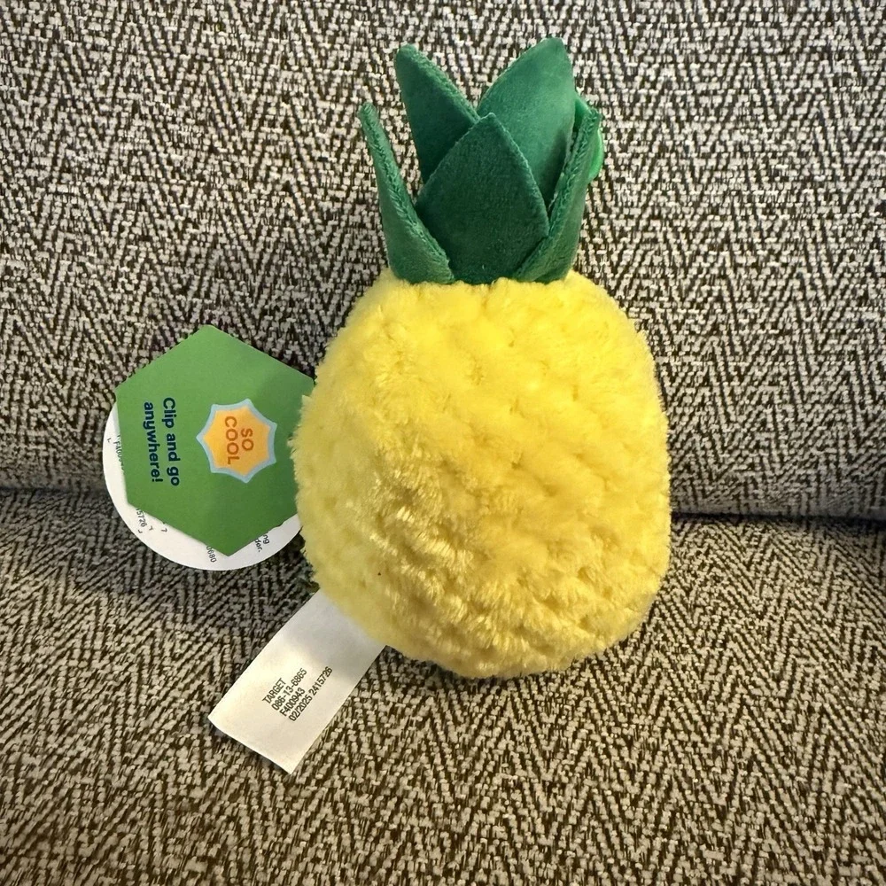 NWT Giggle Scape Pineapple Fruit Back-to-School  Bag Clip-On NEW 6.5